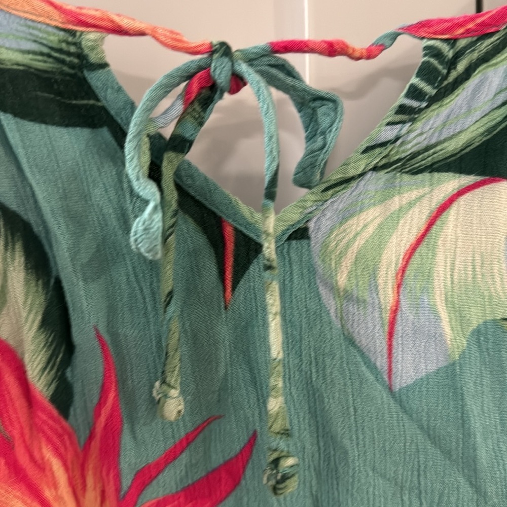 Show Me Your Mumu‎ Off the Shoulder Cold Shoulder Hawaiian Flowy Crop Top Medium - Picture 4 of 7